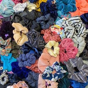 Random Assorted 25 Hair Tie Scrunchies Mixed Lot